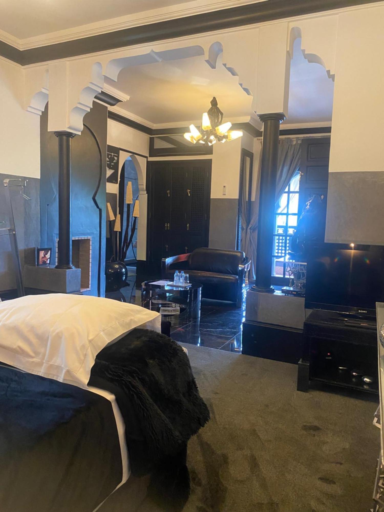 Villa Mano Lagouassem Rom bilde